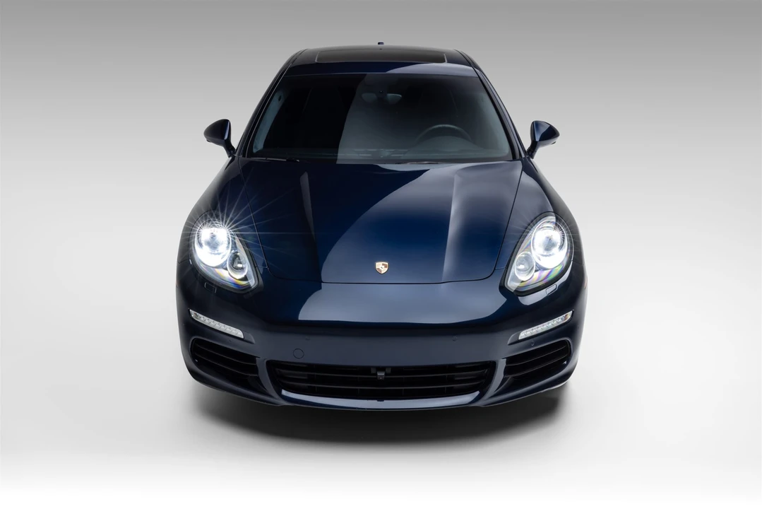 2016 Porsche 970 Panamera - Image 6 of 31