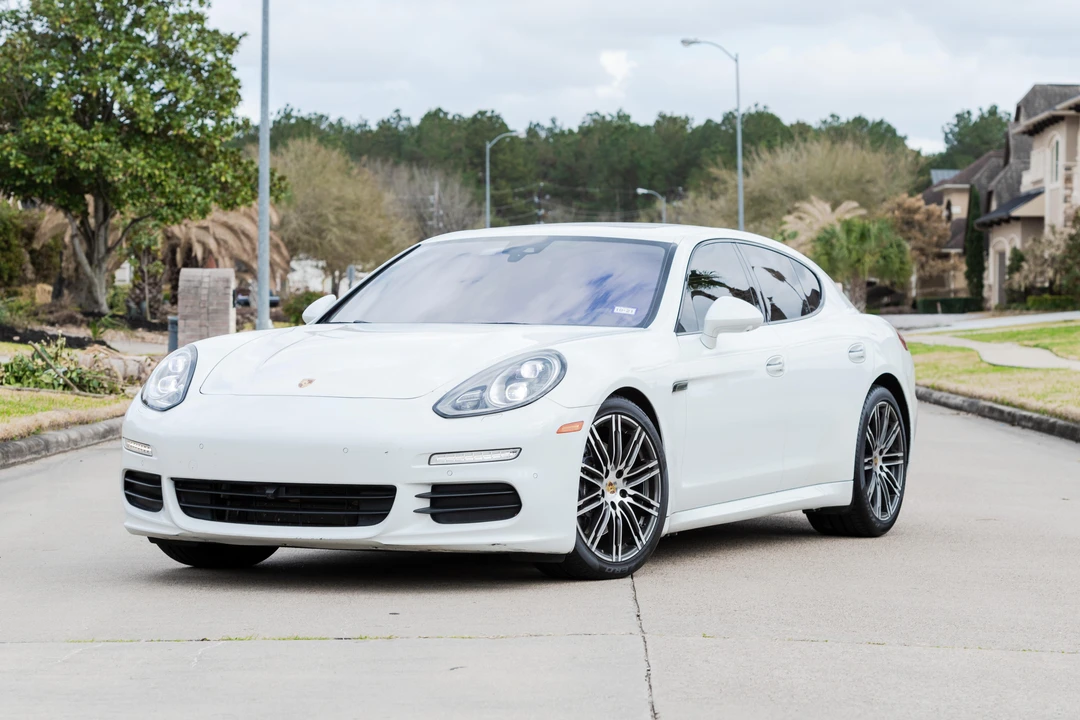 2016 Porsche 970 Panamera - Image 7 of 31