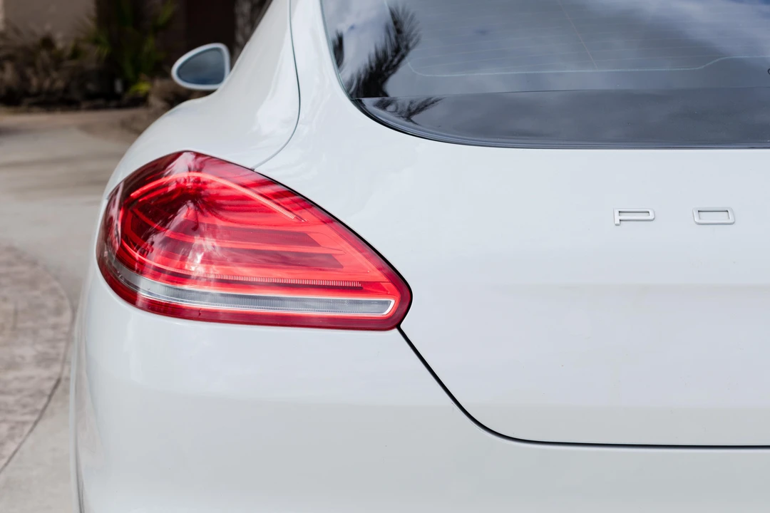 2016 Porsche 970 Panamera - Image 22 of 31