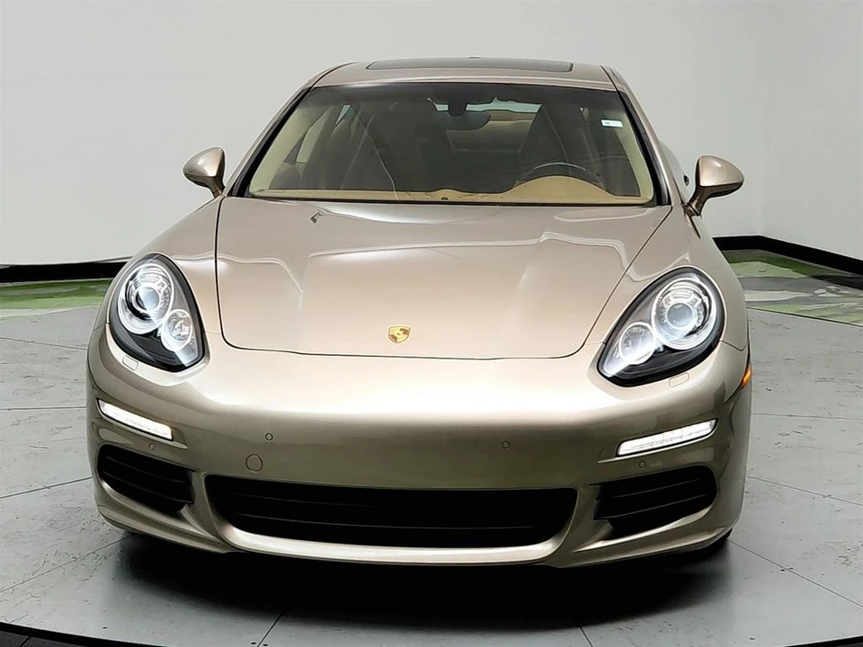 2016 Porsche 970 Panamera - Image 2 of 12
