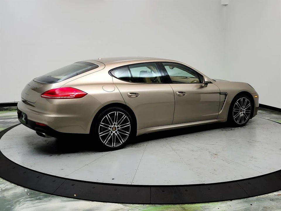 2016 Porsche 970 Panamera - Image 5 of 12
