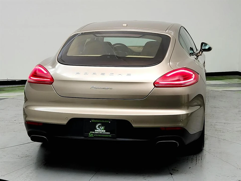 2016 Porsche 970 Panamera - Image 6 of 12
