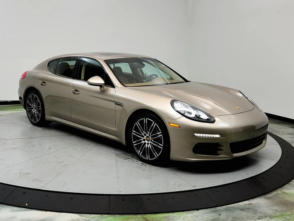 2016 Porsche 970 Panamera - Image 3 of 12