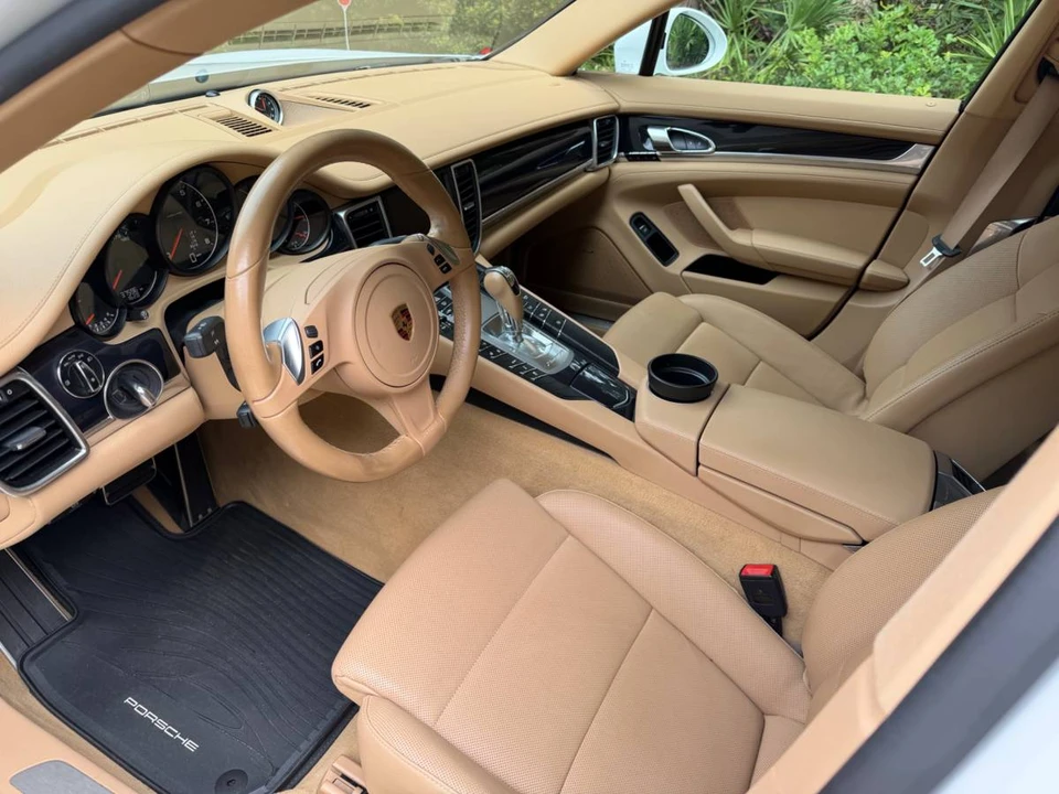 2016 Porsche 970 Panamera - Image 4 of 6