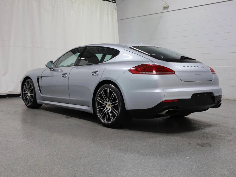 2016 Porsche 970 Panamera - Image 3 of 5