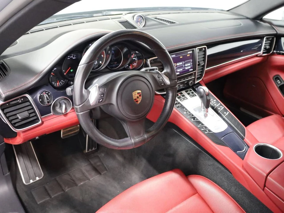 2016 Porsche 970 Panamera - Image 4 of 5