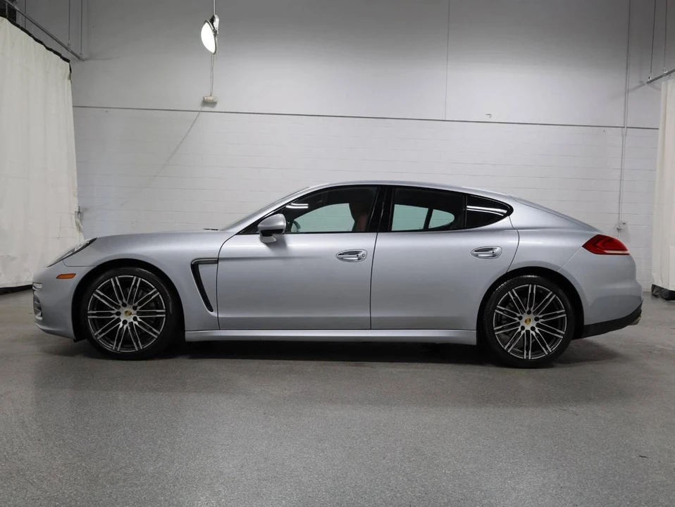 2016 Porsche 970 Panamera - Image 2 of 5