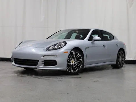 2016 Porsche Panamera Edition