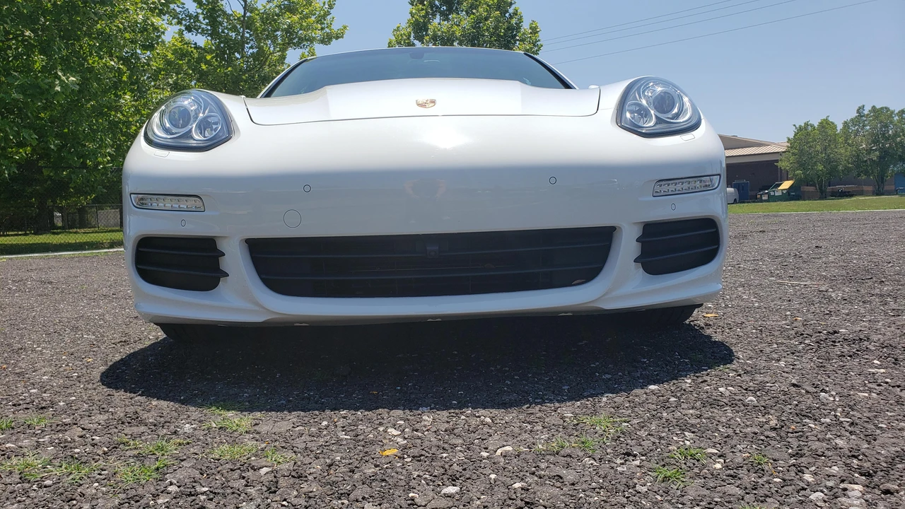 2016 Porsche 970 Panamera - Image 22 of 31