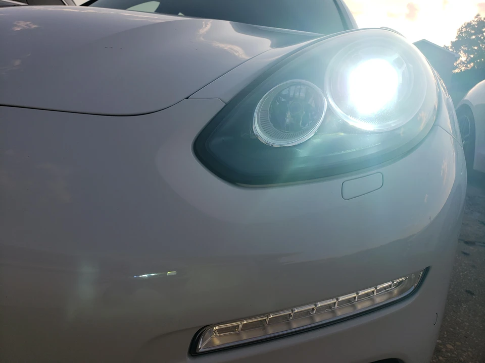 2016 Porsche 970 Panamera - Image 29 of 31