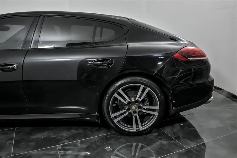 2016 Porsche 970 Panamera - Image 7 of 21