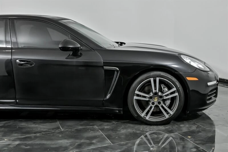2016 Porsche 970 Panamera - Image 11 of 21