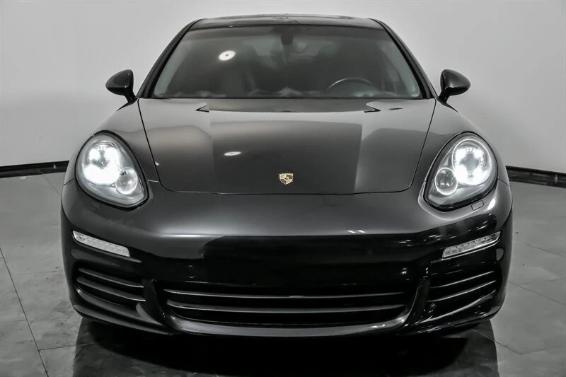 2016 Porsche 970 Panamera - Image 4 of 21