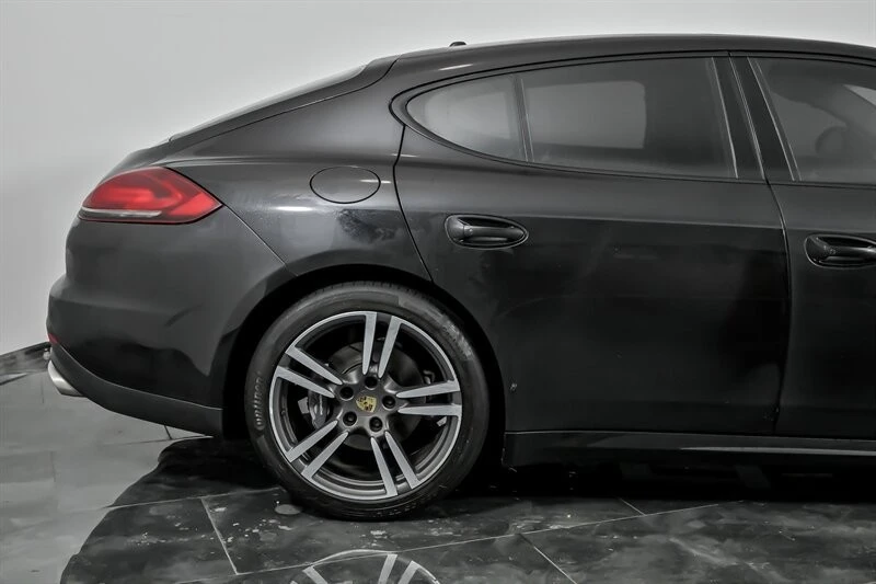 2016 Porsche 970 Panamera - Image 10 of 21