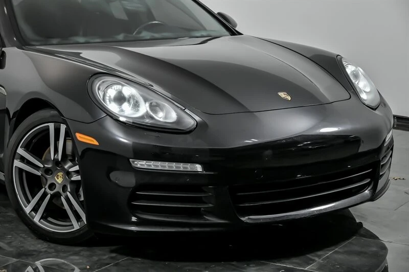 2016 Porsche 970 Panamera - Image 2 of 21