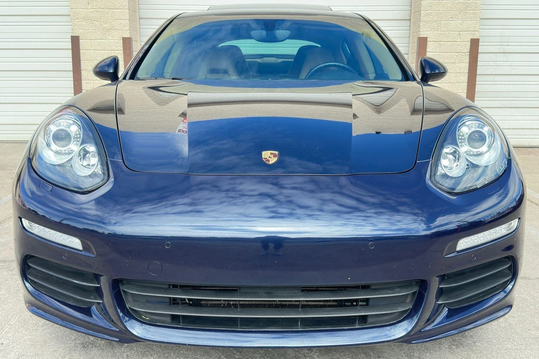 2016 Porsche 970 Panamera - Image 2 of 31