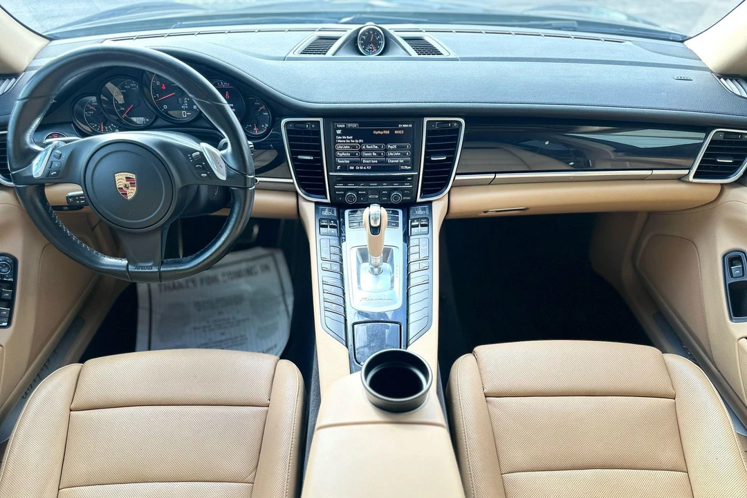 2016 Porsche 970 Panamera - Image 25 of 31