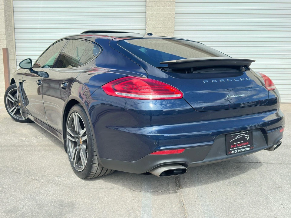 2016 Porsche 970 Panamera - Image 8 of 31