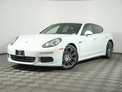 2016 Porsche Panamera Edition