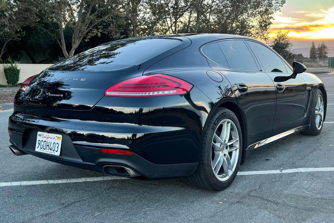 2016 Porsche 970 Panamera - Image 4 of 31