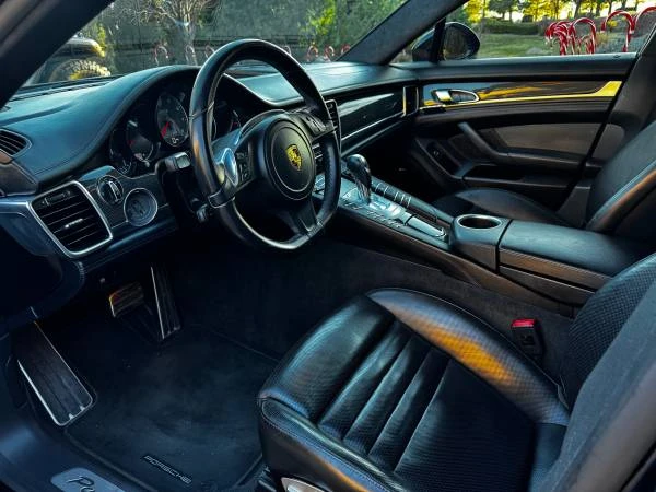 2016 Porsche 970 Panamera GTS - Image 9 of 16