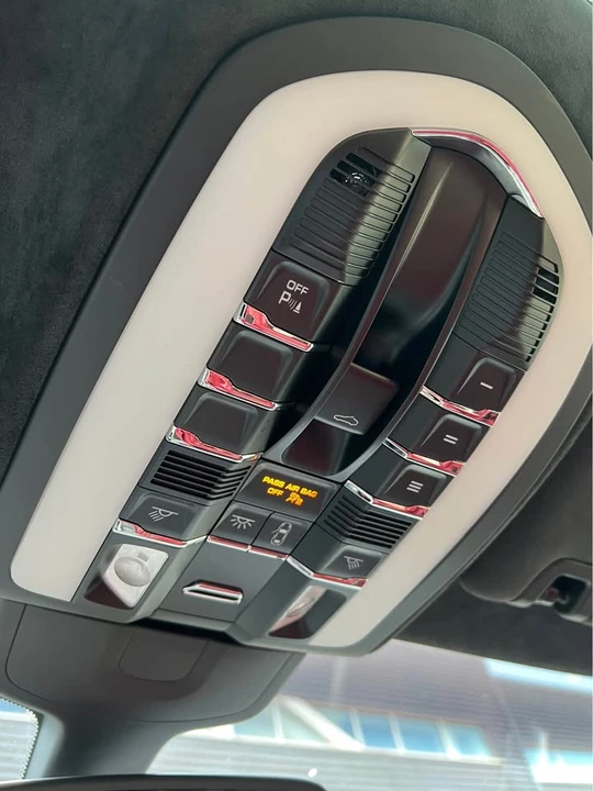 2016 Porsche 970 Panamera GTS - Image 12 of 15