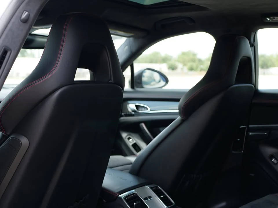 2016 Porsche 970 Panamera GTS - Image 16 of 19