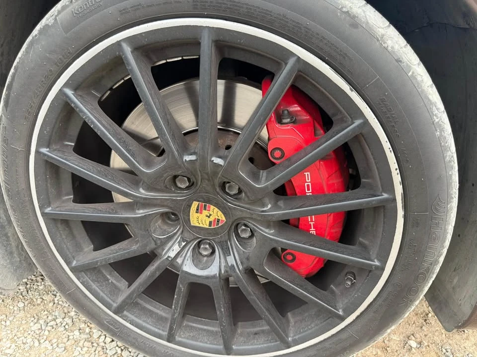2016 Porsche 970 Panamera GTS - Image 11 of 17