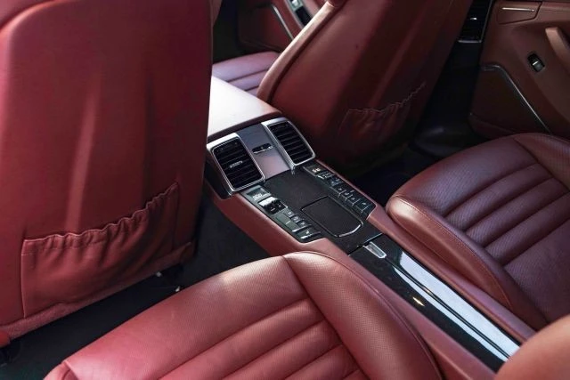 2016 Porsche 970 Panamera GTS - Image 31 of 31