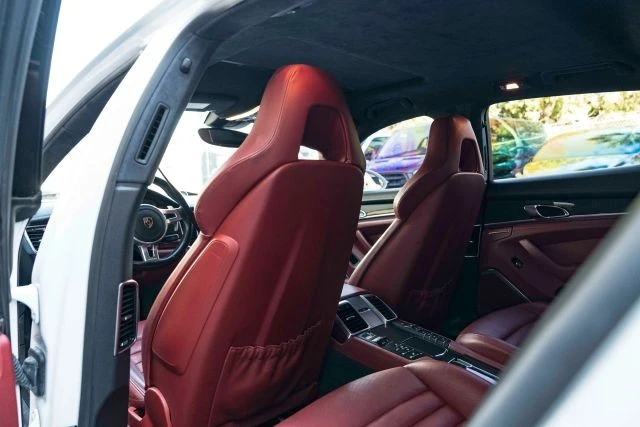2016 Porsche 970 Panamera GTS - Image 27 of 31