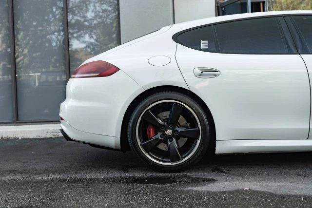 2016 Porsche 970 Panamera GTS - Image 9 of 21
