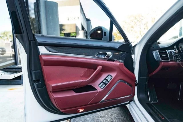 2016 Porsche 970 Panamera GTS - Image 22 of 31