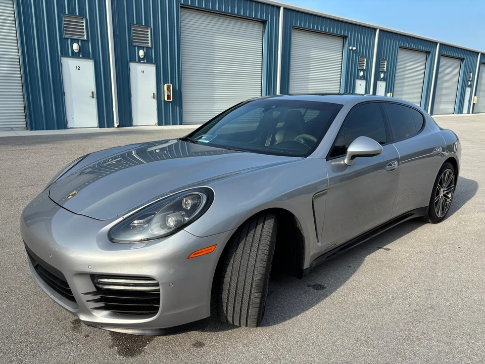 2016 Porsche 970 Panamera GTS - Image 7 of 31