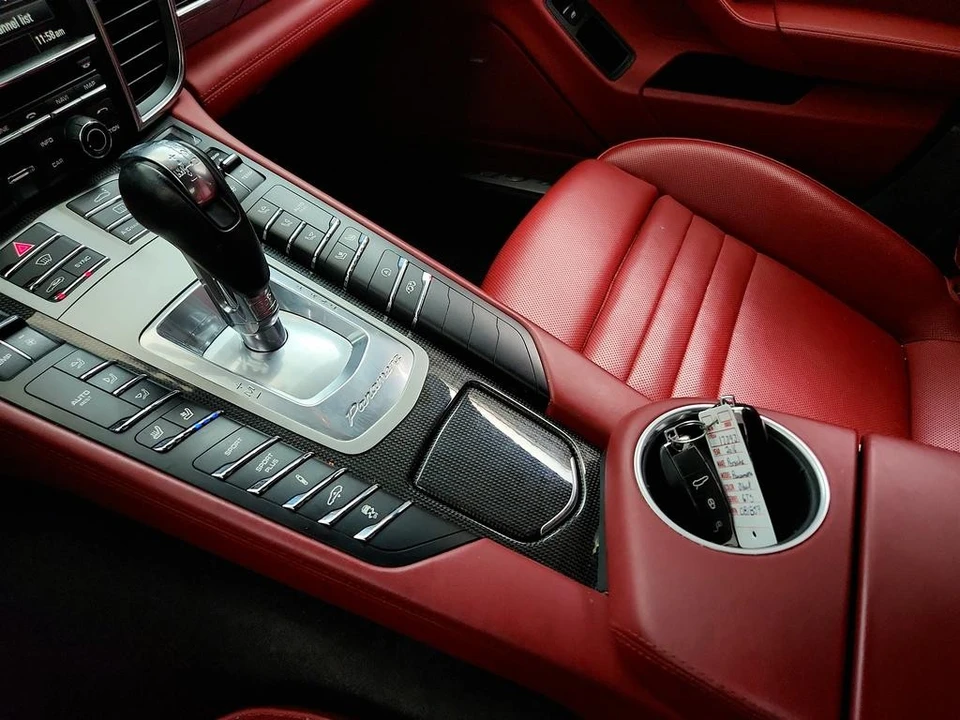 2016 Porsche 970 Panamera GTS - Image 29 of 31
