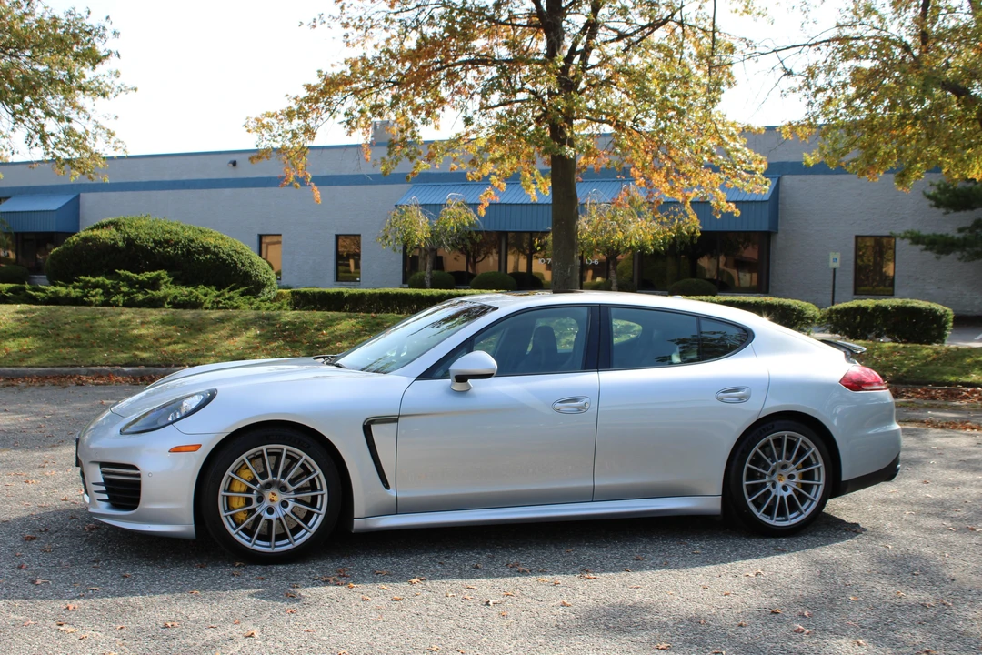 2016 Porsche 970 Panamera GTS - Image 10 of 21