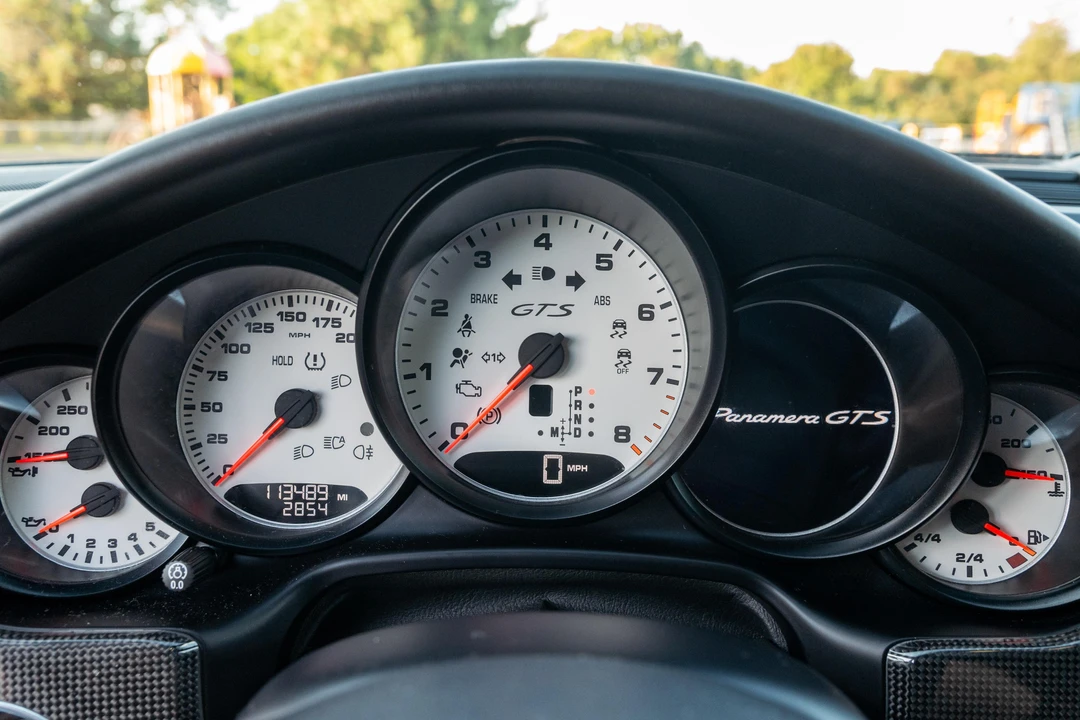 2016 Porsche 970 Panamera GTS - Image 29 of 31