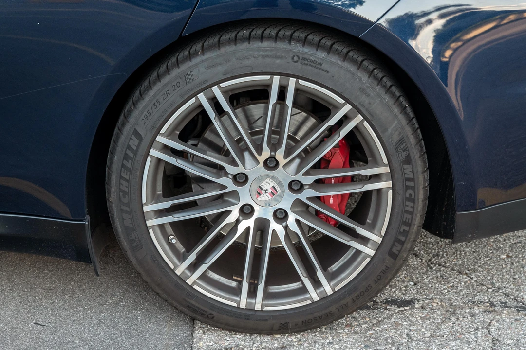 2016 Porsche 970 Panamera GTS - Image 19 of 31