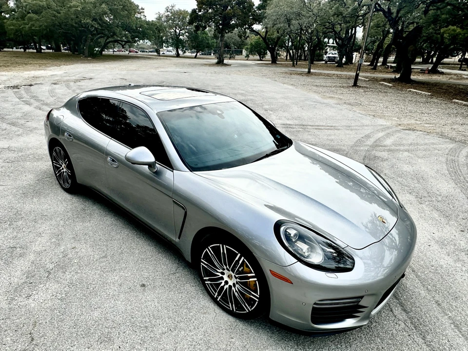2016 Porsche 970 Panamera GTS - Image 8 of 31
