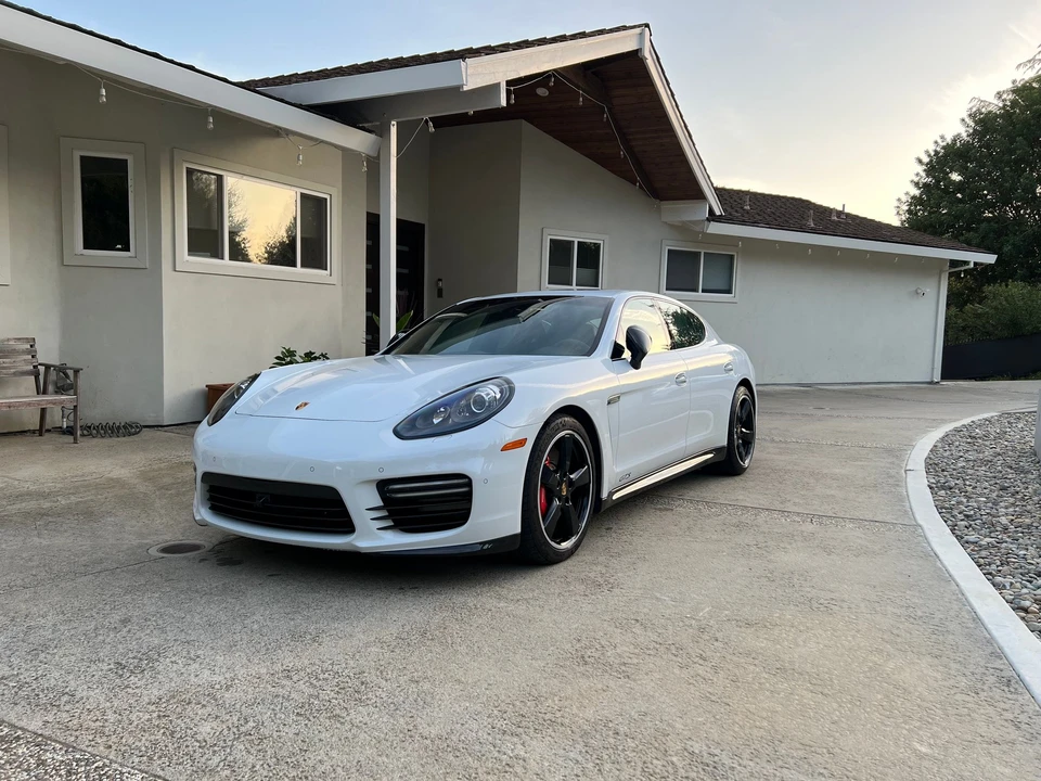 2016 Porsche 970 Panamera GTS - Image 2 of 18