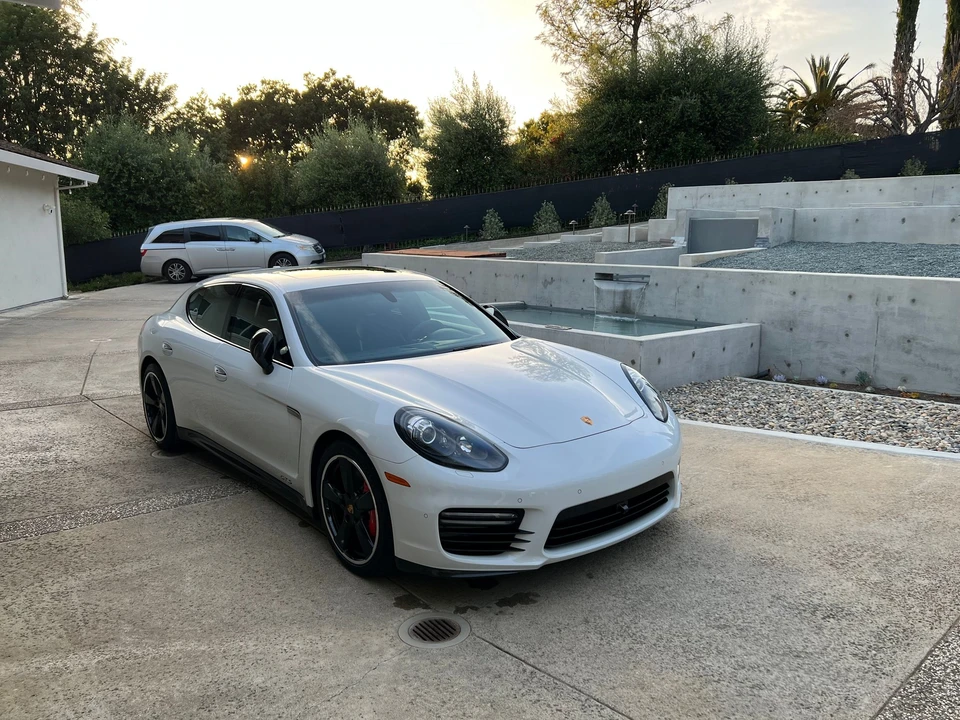 2016 Porsche 970 Panamera GTS - Image 4 of 18
