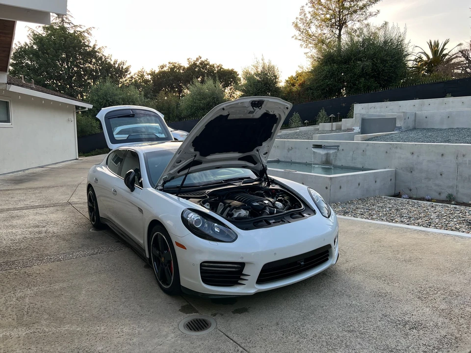 2016 Porsche 970 Panamera GTS - Image 10 of 18