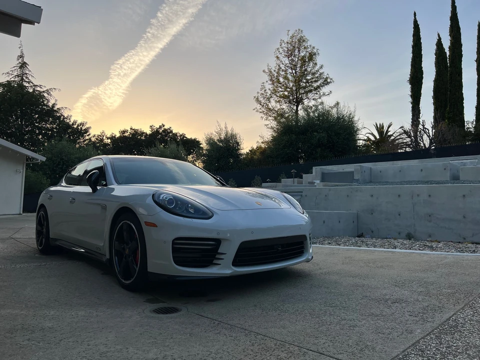2016 Porsche 970 Panamera GTS - Image 17 of 18