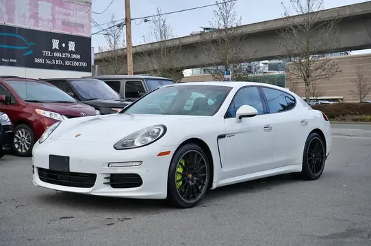 2016 Porsche Panamera S E-Hybrid