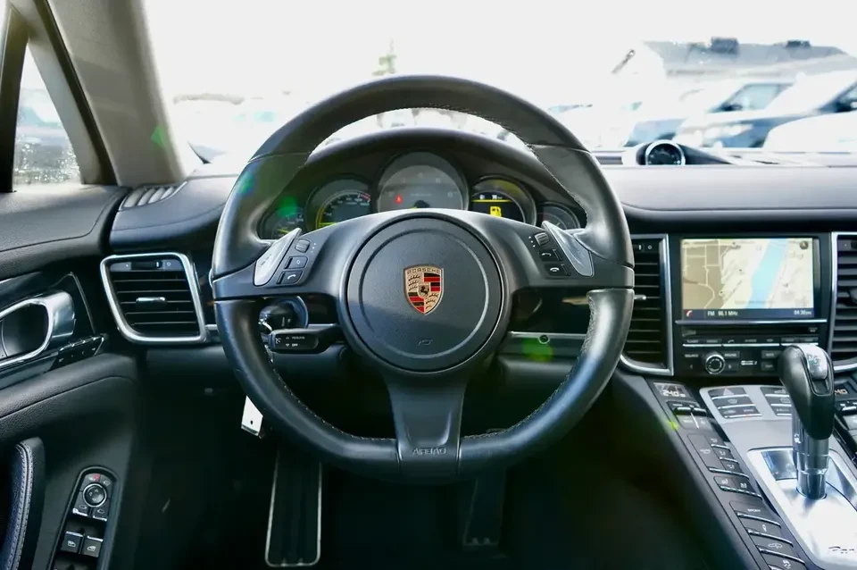 2016 Porsche 970 Panamera S - Image 14 of 20