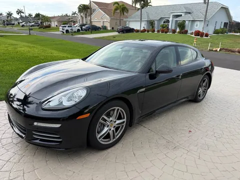 2016 Porsche Panamera Turbo