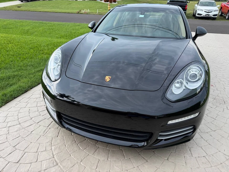 2016 Porsche Panamera - Image 3 of 23
