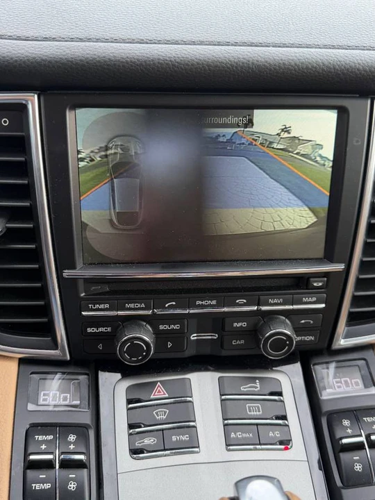 2016 Porsche Panamera - Image 23 of 23