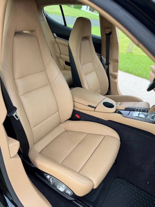 2016 Porsche Panamera - Image 17 of 23