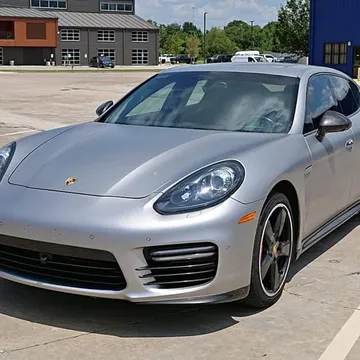 2016 Porsche Panamera GTS