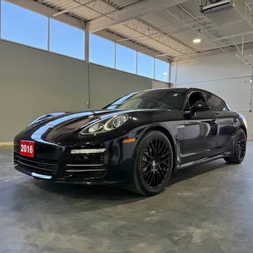 2016 Porsche Panamera